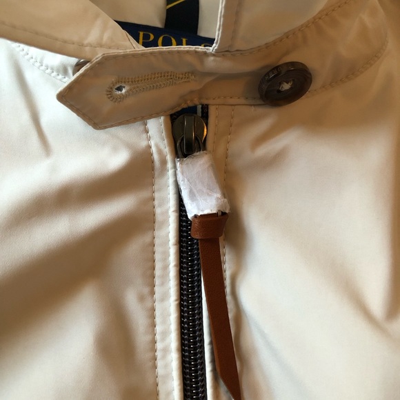 Packable water-repellent jacket in stoneware grey. Lightweight fabric. - Picture 6 of 14